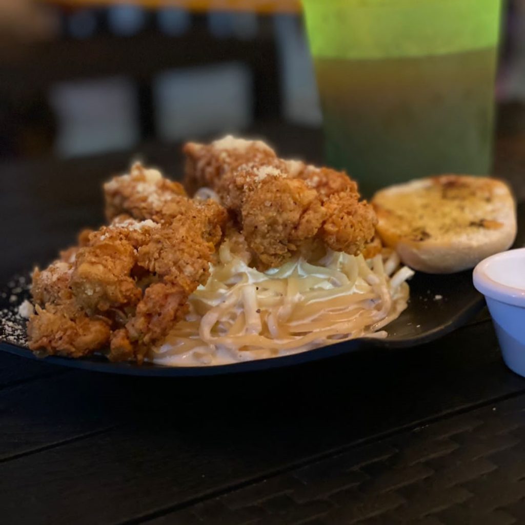 Pastas con tiras Cruji