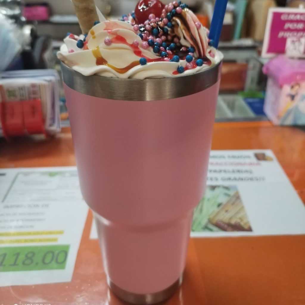 Frappé varios sabores, en tu YETI de 30 Onzas